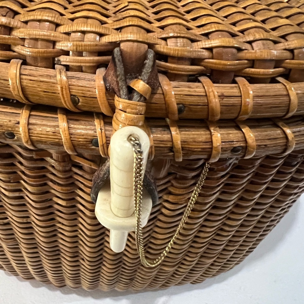 Vintage Barlow Nantucket Purse - Picture 6 of 9